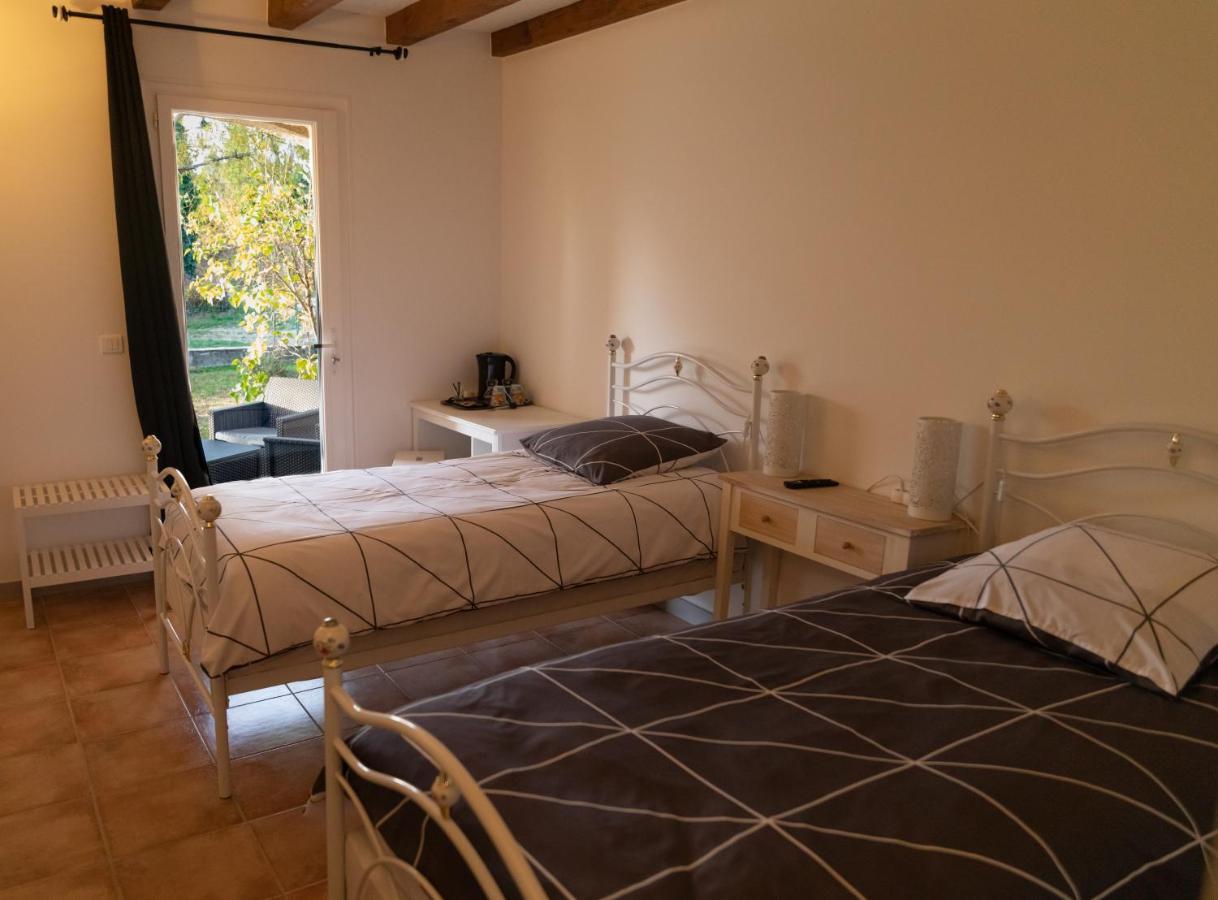 Hotel La Halte Gourmande Vachères Exteriér fotografie
