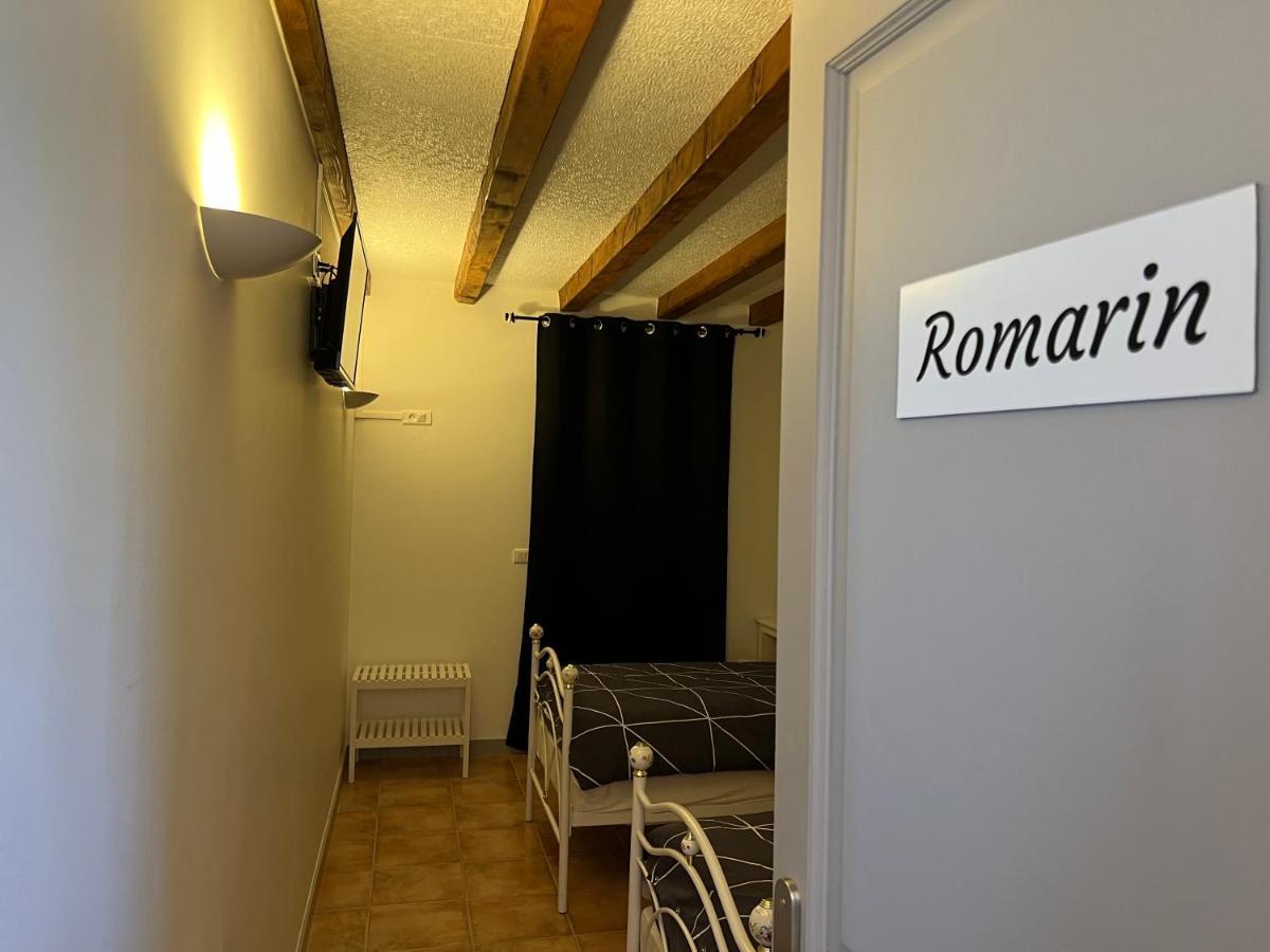 Hotel La Halte Gourmande Vachères Exteriér fotografie
